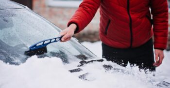 Cómo cuidar el parabrisas en invierno