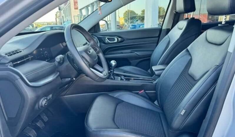
								Jeep Compass full									
